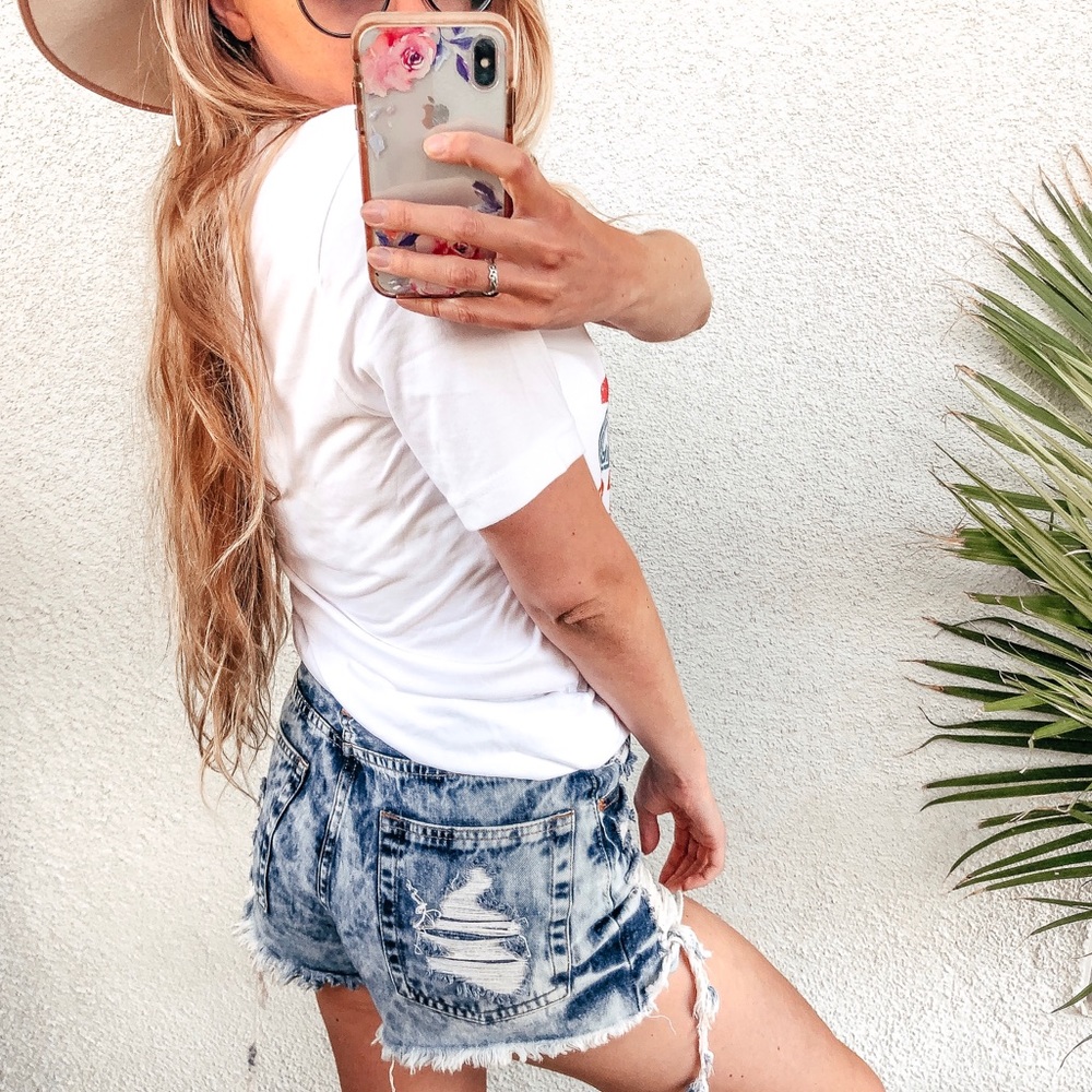 LAST ONE🌈✌🏻Good Vibes Only Colorful Graphic Tee - Picture 5 of 6